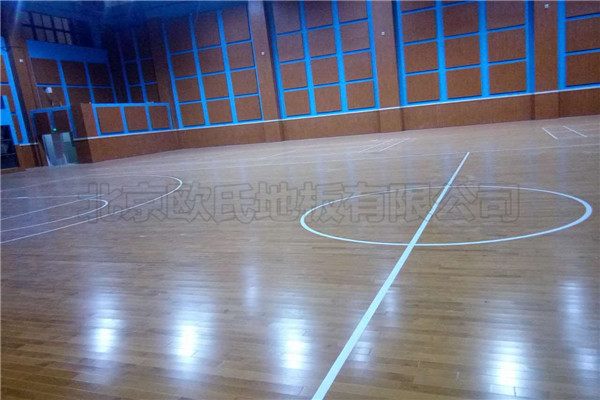 運(yùn)動(dòng)木地板